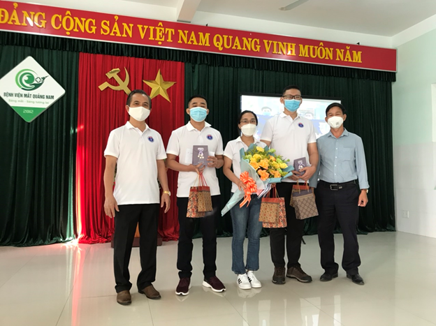 CHUNG SỨC CÙNG THÀNH PHỐ MANG TÊN BÁC!